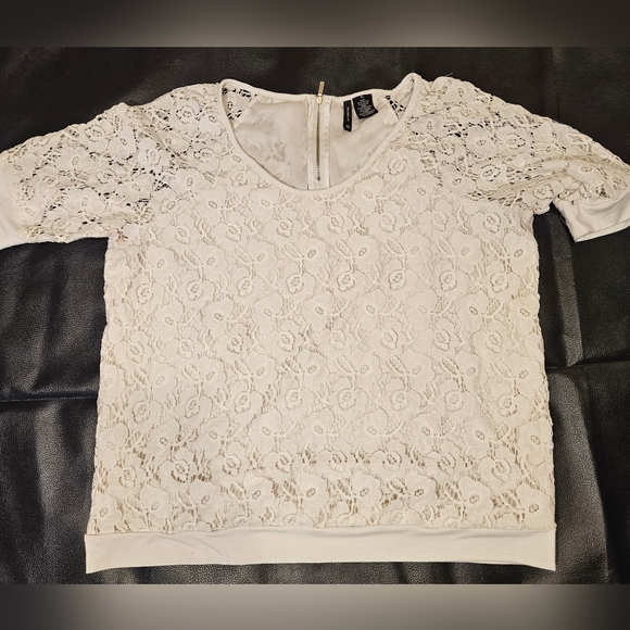 New Directions Lace Top with Zipper closure on back Sz XL - Picture 6 of 6